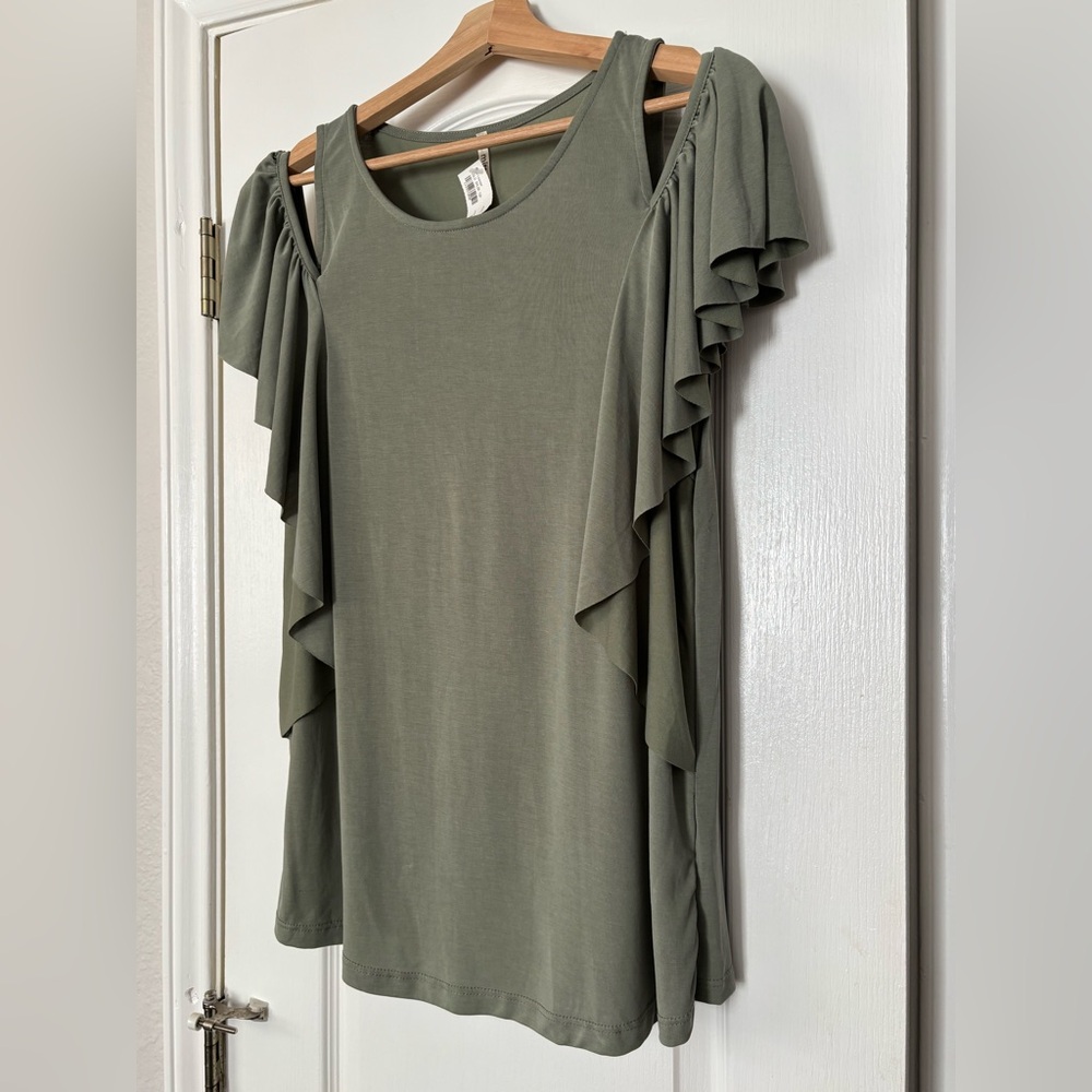 NWT Green Mittoshop “cold shoulder” ruffle sleeve blouse - size S - Picture 3 of 9